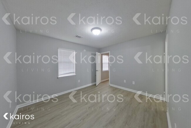 Building Photo - 235 Big Oak Cir.