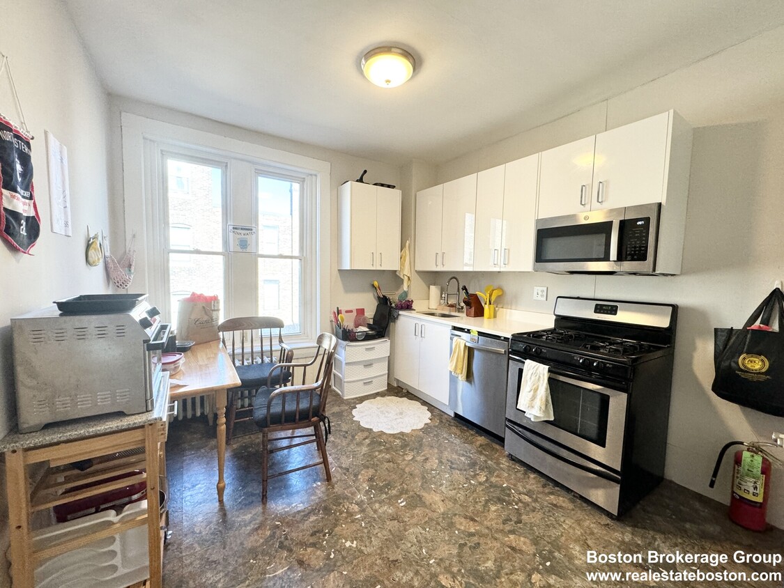 Foto principal - 23 Symphony Rd