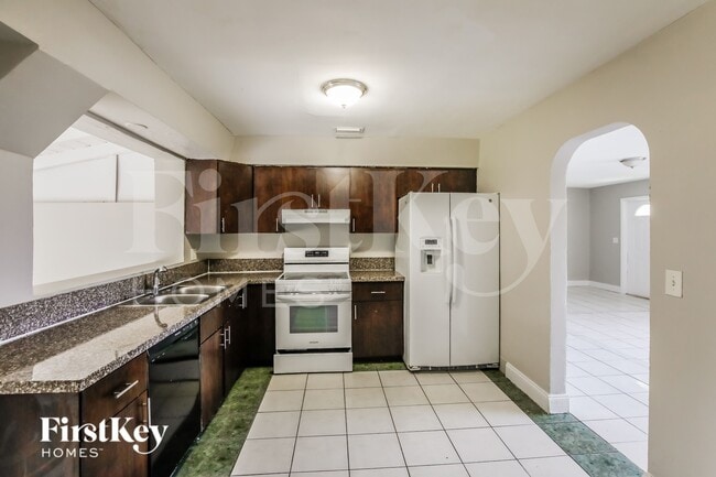 Foto del edificio - 7171 SW 10th Ct