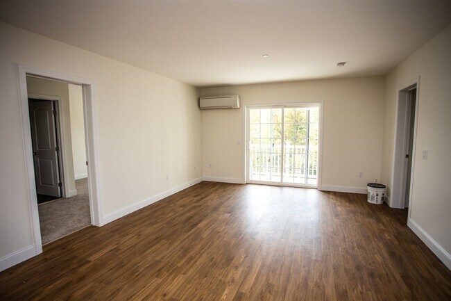 Foto del edificio - 19 Kendall Pond Rd