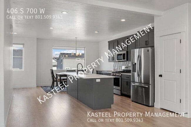 Building Photo - 406 S 700 W