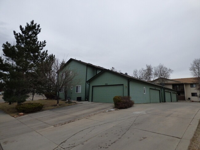 Lovely 3 Bed/2.5 Bath Townhome in Southwes... - Lovely 3 Bed/2.5 Bath Townhome in Southwes...