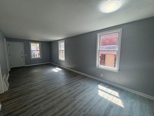Foto del edificio - 2 bed 2 bath Bungalow in South Lincoln