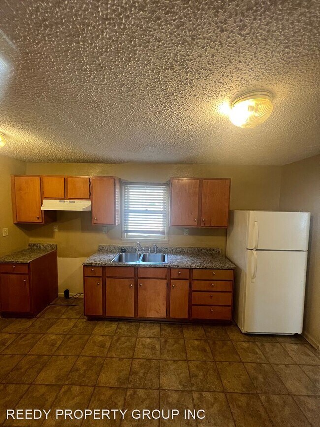Building Photo - 3 br, 1 bath House - 500 Crescent Avenue