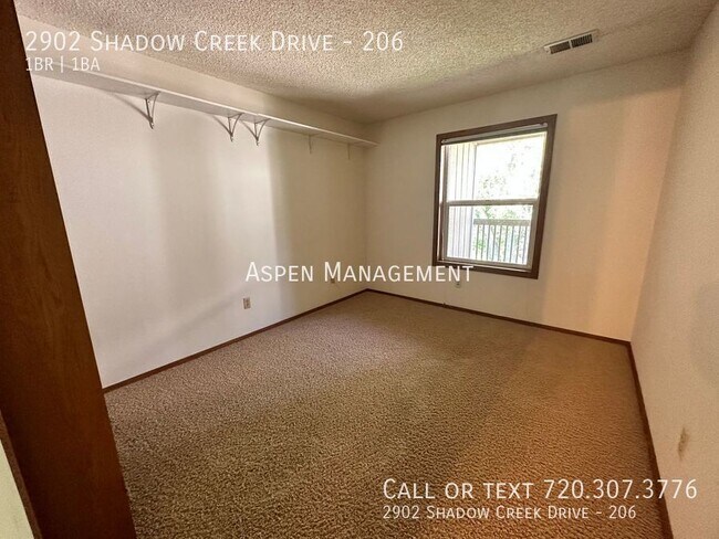 Building Photo - 2902 Shadow Creek Dr