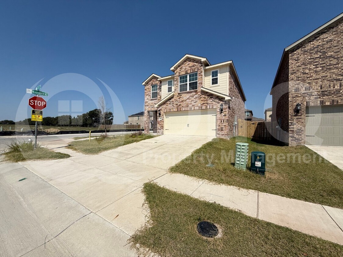 Foto principal - 1000 Princeton Hts Blvd