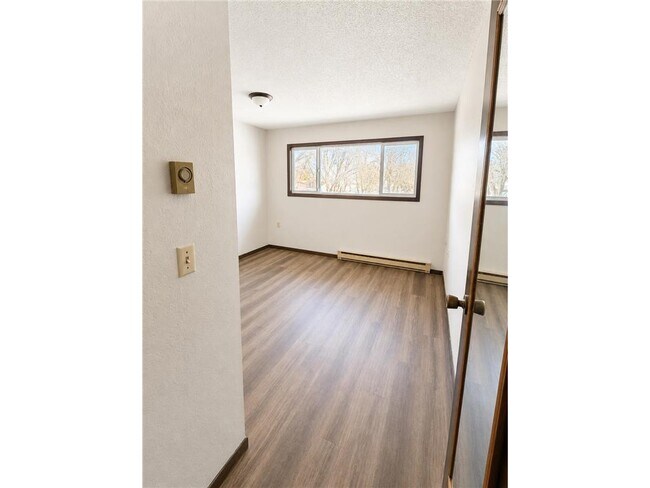 Foto del edificio - 812 Hills Ave