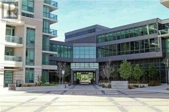 Building Photo - 215 Sherway Gardens Rd