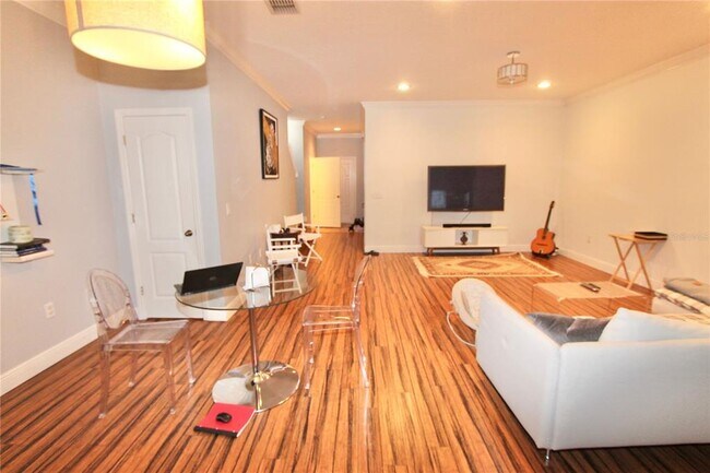 Building Photo - 2569 River Landing Dr