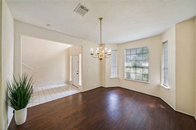 Foto del edificio - 11011 Hunting Path Ct