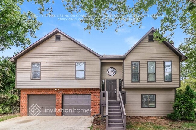 Building Photo - 1784 Blanche Dr