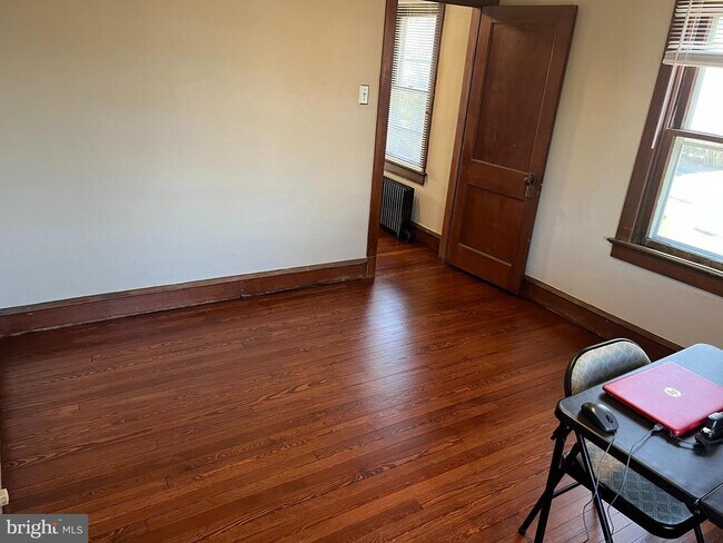 Foto del edificio - 194-APT Shewell Ave