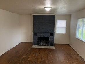 Building Photo - 11167 N Government Wy
