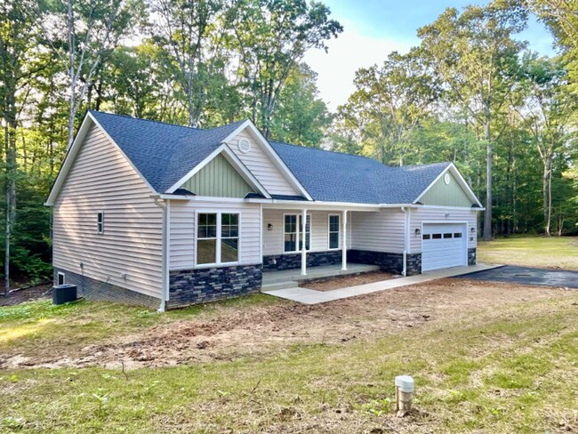 Foto del edificio - 28987 Lockes Hill Rd