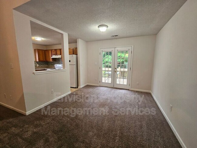 Foto del edificio - 10996 Knotty Pine Pl