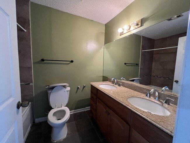 Building Photo - 509 Idlewood Cir