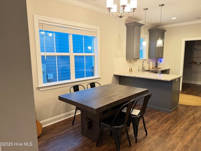 Foto del edificio - 253 Legacy Lakes Way