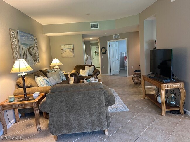 Foto del edificio - 6864 Ascot Dr