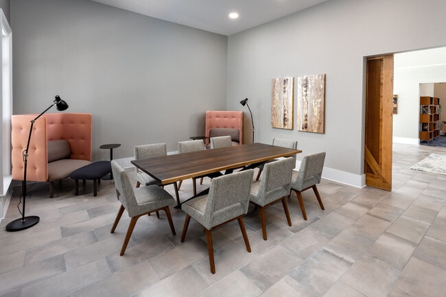 Building Photo - EVERGREEN COMMONS