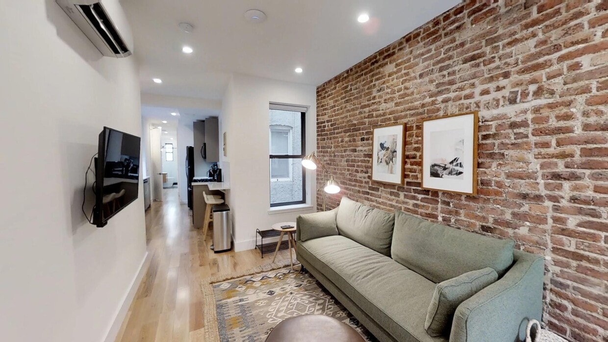 Photo - Room in Shared 3.0 bed/1 bath home