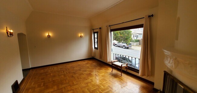 Foto del edificio - 1782 10th Ave