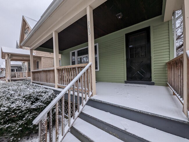 Foto del edificio - 363 Melville St