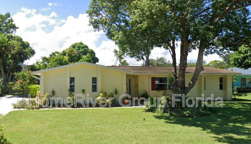 Primary Photo - 2108 Parsons Ave