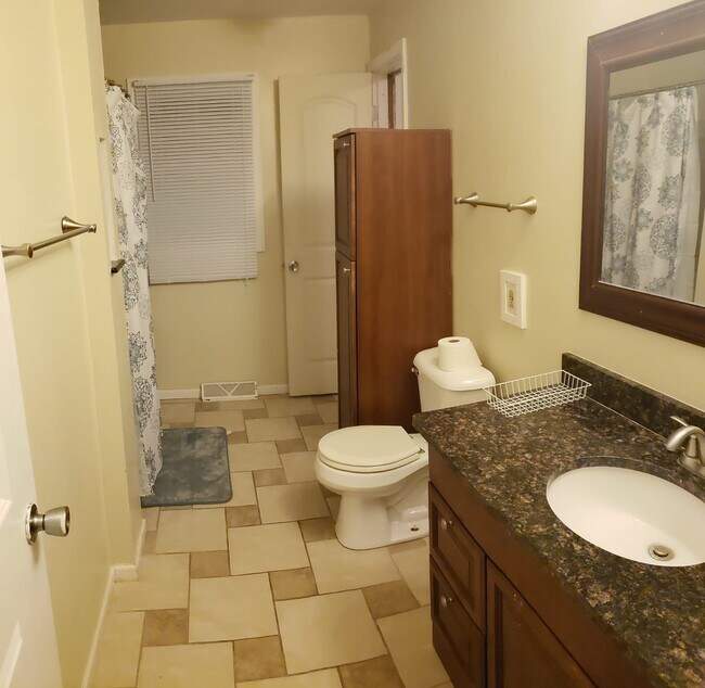 Foto del edificio - 1607 Sangamon Dr