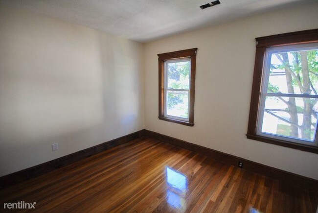 Foto del edificio - 90 Locust St