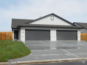 Building Photo - 12039 W Fontana St