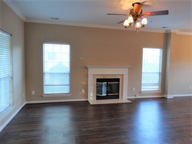 Foto del edificio - 10231 Danesway Ln