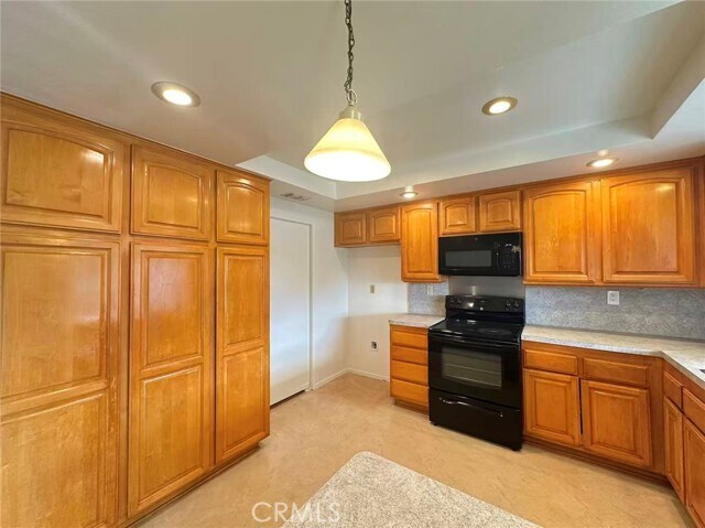 Foto del edificio - 877 Golden Prados Dr