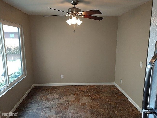 Building Photo - 2 br, 2 bath Condo - 4235 Asher Street