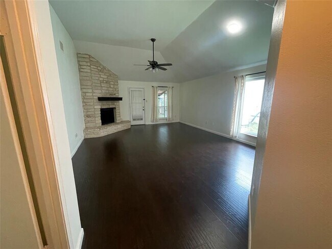 Building Photo - 14507 Gold Fish Pond Ave