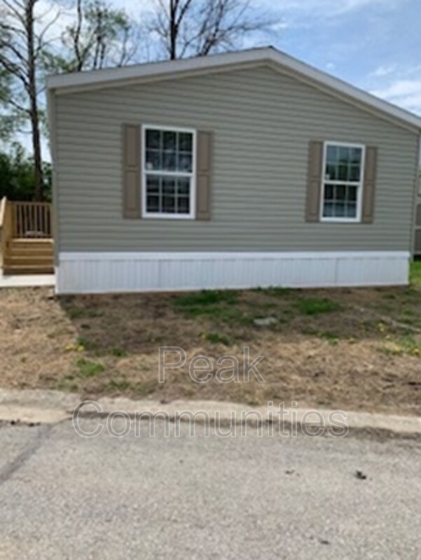 548 Shady Brook Hts, Greenwood, IN 46142 House Rental in Greenwood, IN