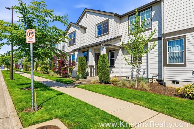 Foto del edificio - Modern 3BD | 2.5BA Townhome | Beaverton Living at Its Best
