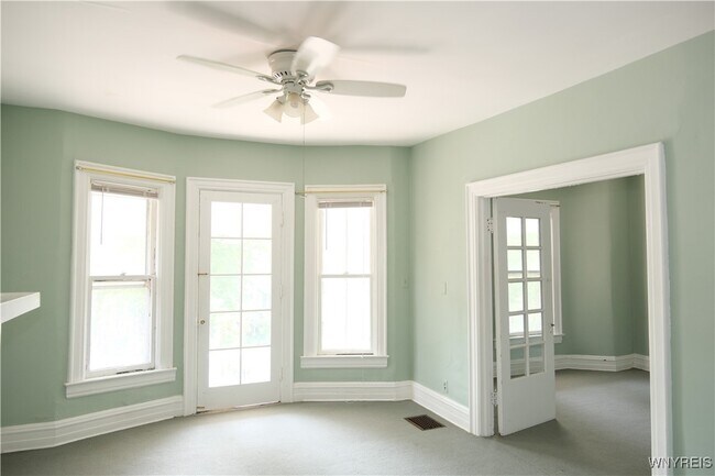 Foto del edificio - 259 Ashland Ave