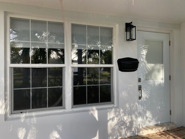 Foto principal - 1729 N 16th Ct