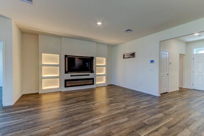 Foto del edificio - 339 Barebow Ln