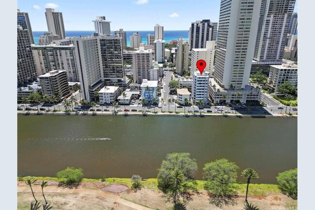 Location - 2281 Ala Wai Blvd Apartment