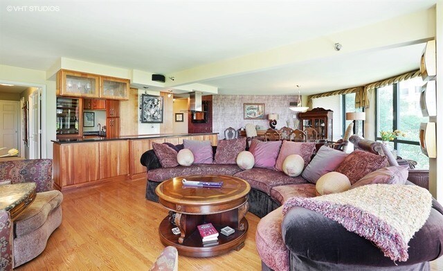 Foto del edificio - 440 N McClurg Ct