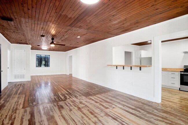 Foto del edificio - 4117 Barrancas Ave
