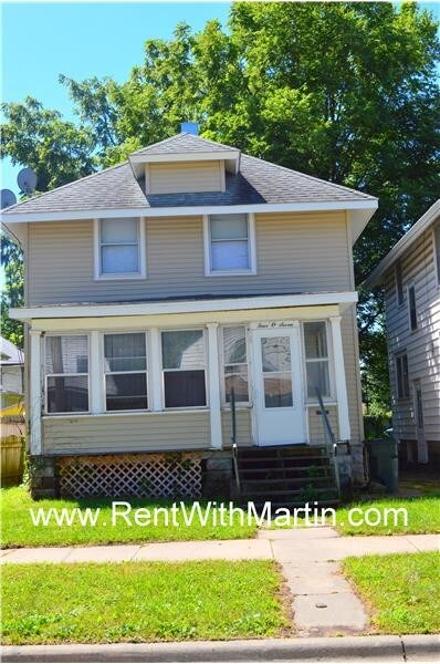 Primary Photo - 407 Randall St