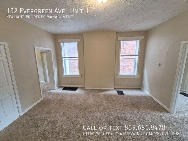 Foto del edificio - 132 Evergreen Ave