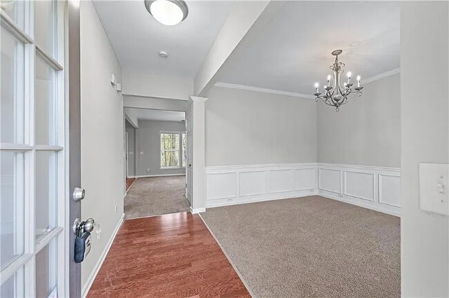 Foto del edificio - 2155 Mindy Ln