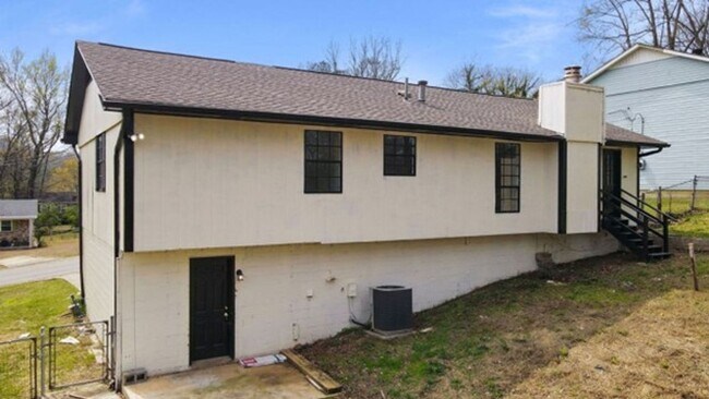 Foto del edificio - 1748 Sonia Dr