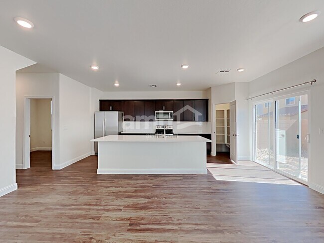 Foto del edificio - 727 Sienna Rising Drive