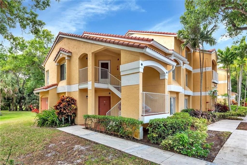 Foto principal - 2485 NW 33rd St