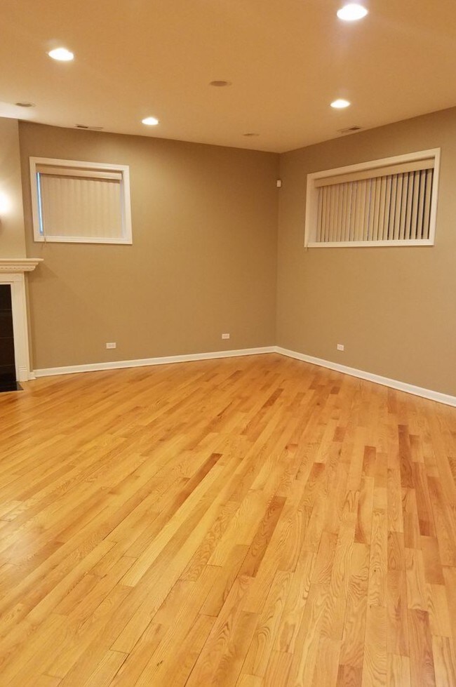 Foto del edificio - 4435 S Oakenwald Ave