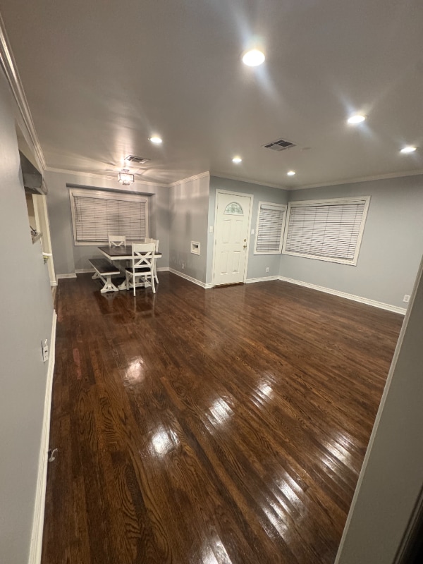 Building Photo - 1532 W 221st St